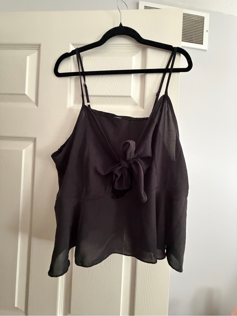 SHEIN Black Tie-Front Spaghetti Strap Tank Top
